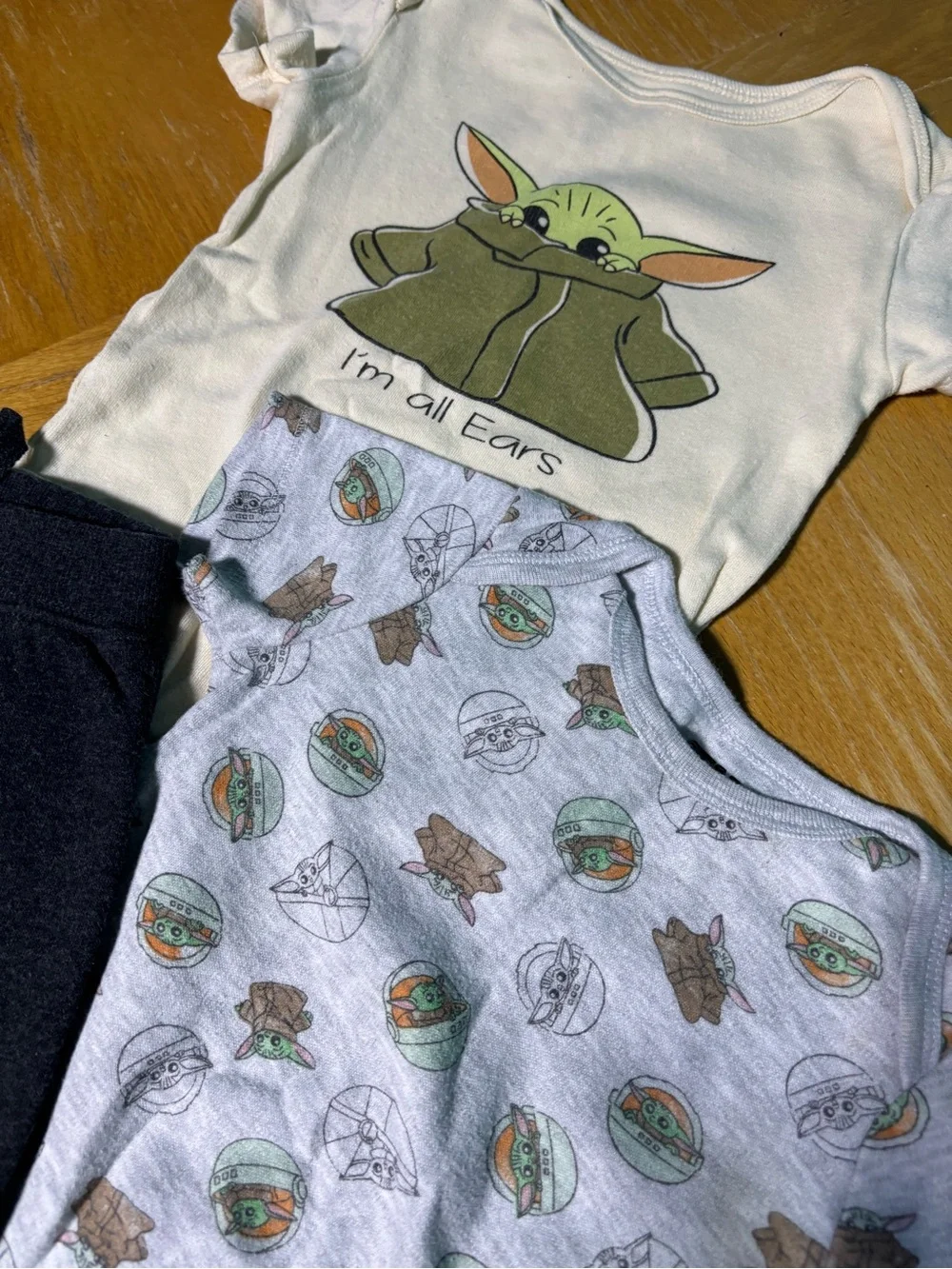 Star Wars Cream and Green Grogu Graphic Baby Outfit